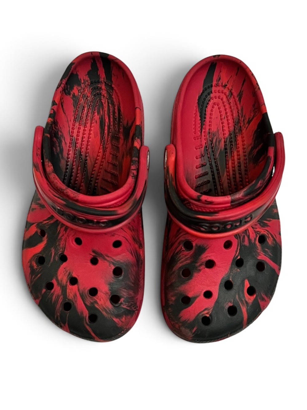 CROCS Clogs Red Black Swirl Unisex Size Junior 4